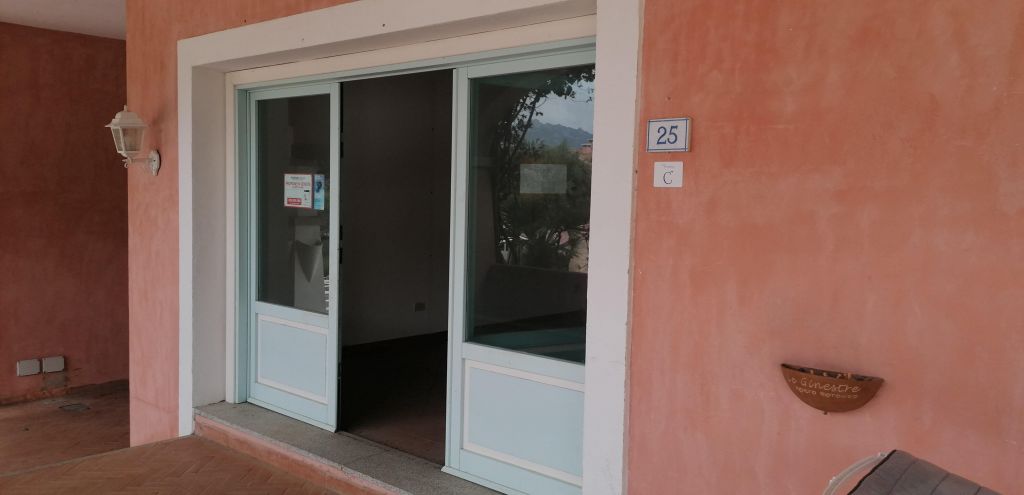 Negozio Porto Rotondo Via...